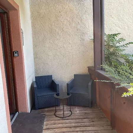 Mit Parkplatz 公寓